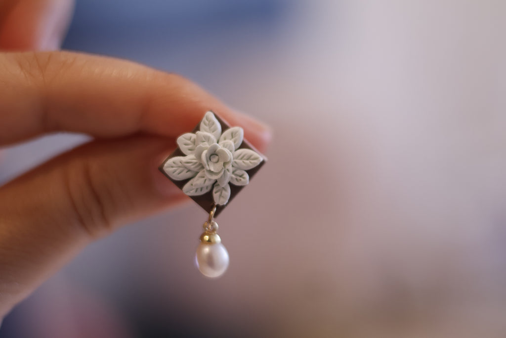 Vintage Cameo