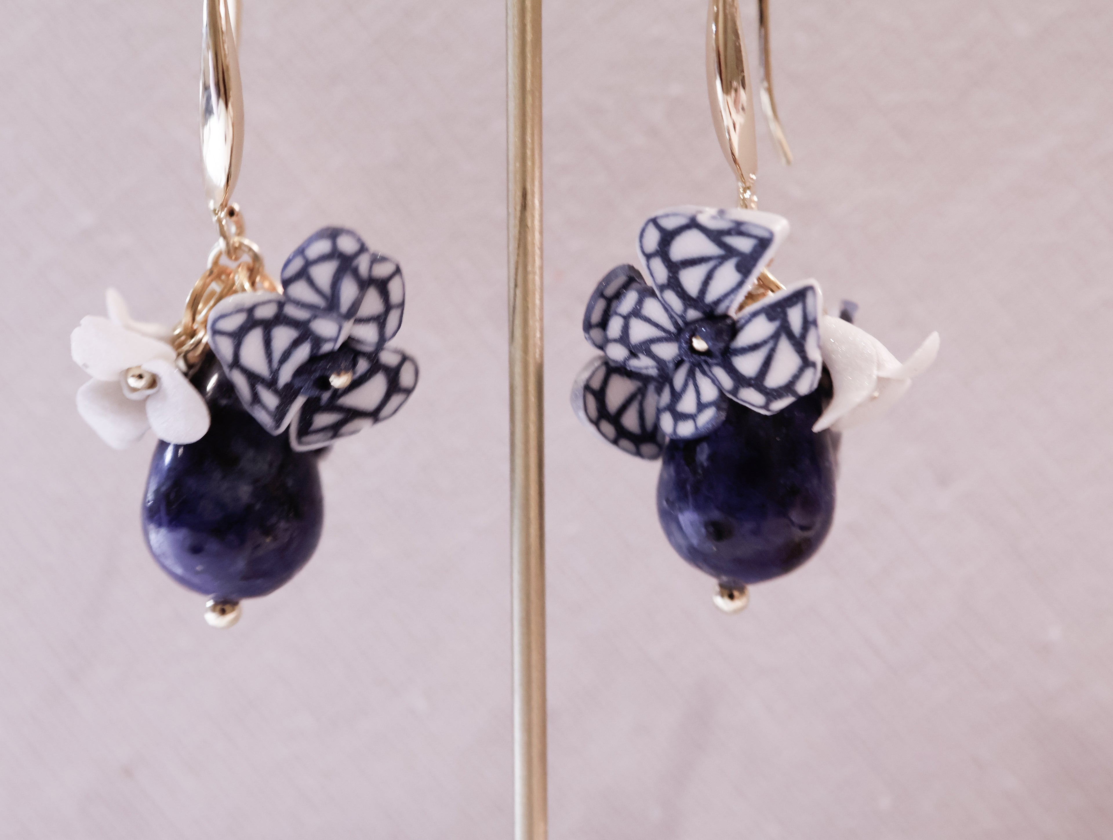 🦋 natural stone - blue