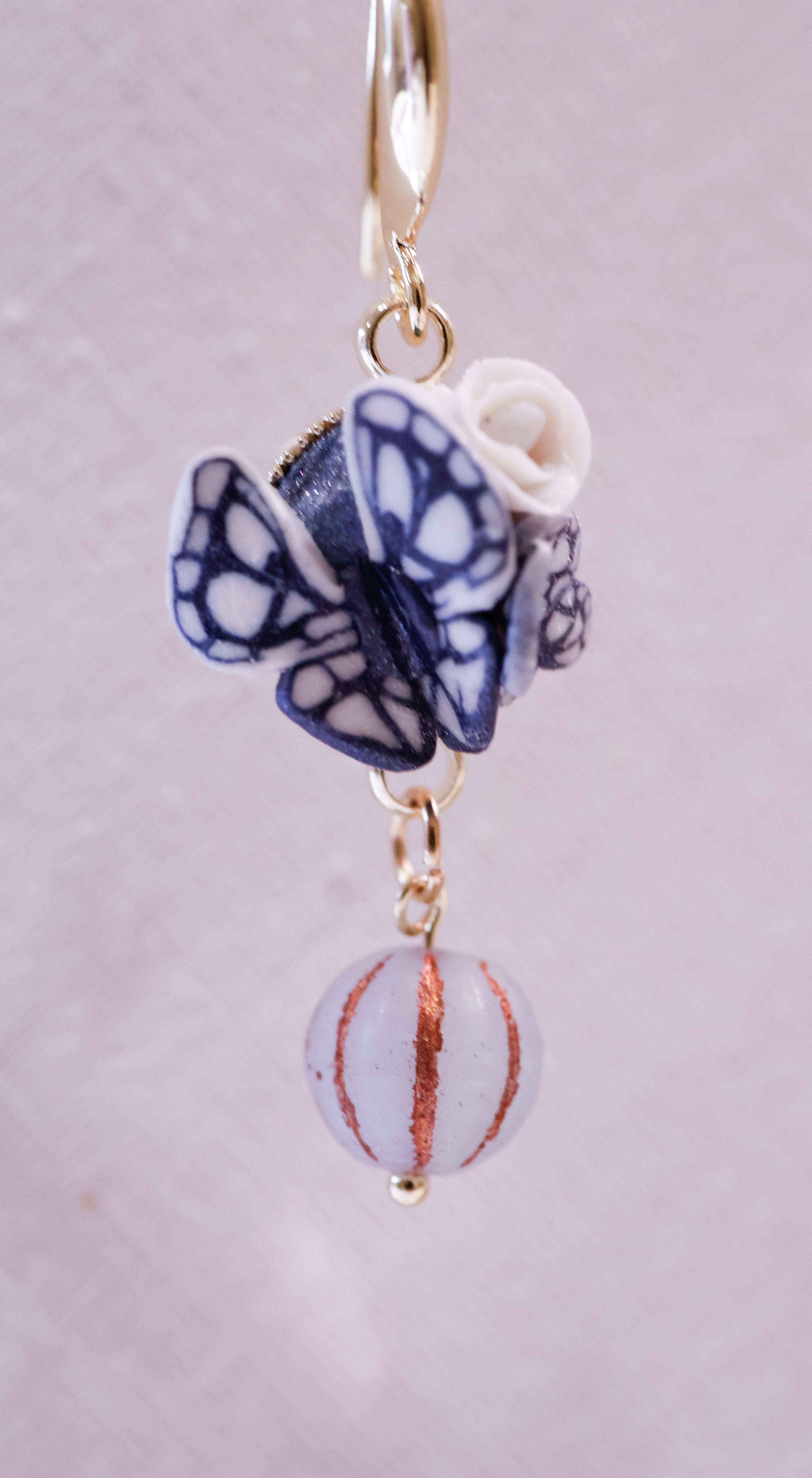 Blue 🦋 white rose