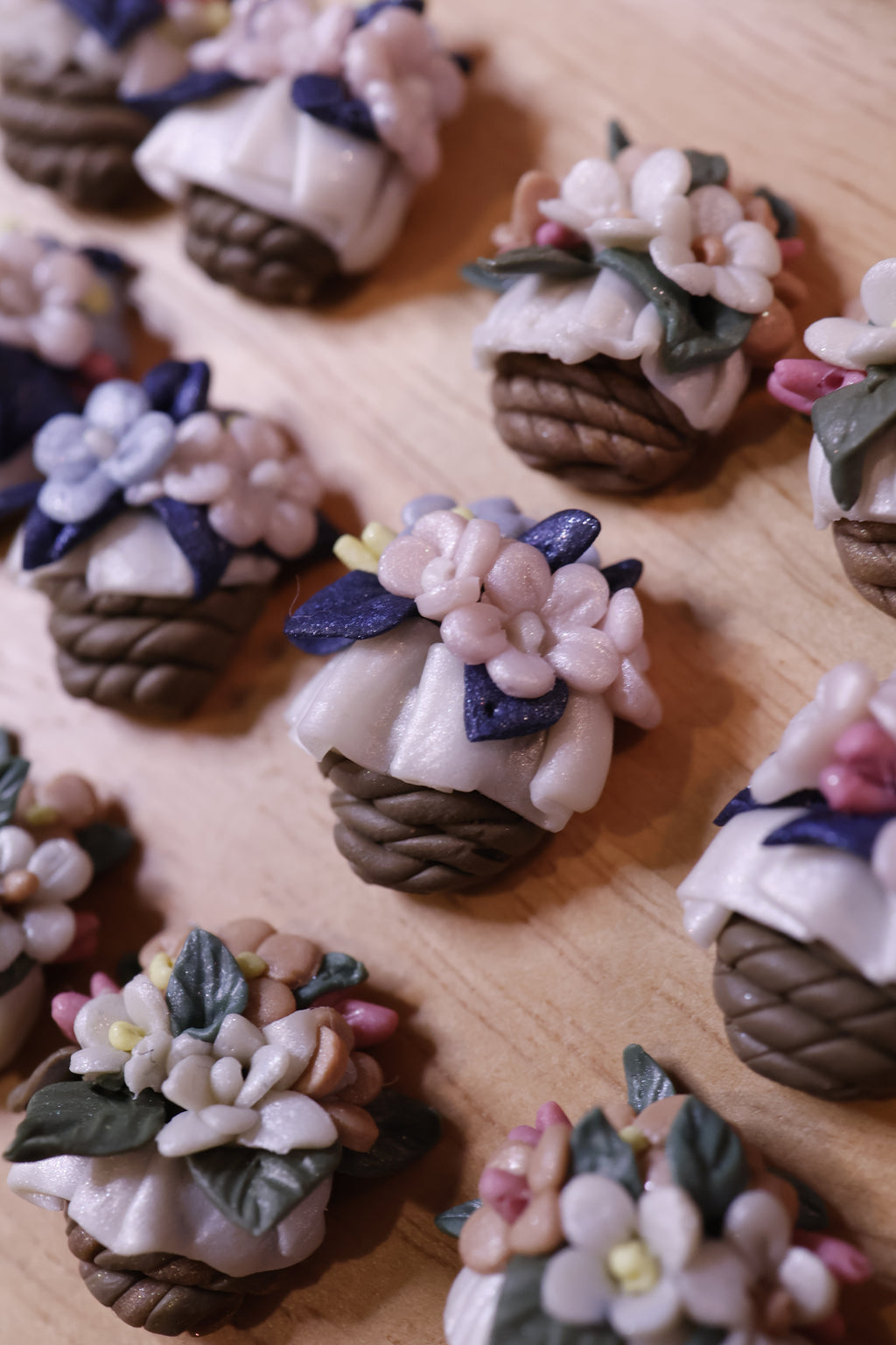 Flower Basket (Blue Pink)