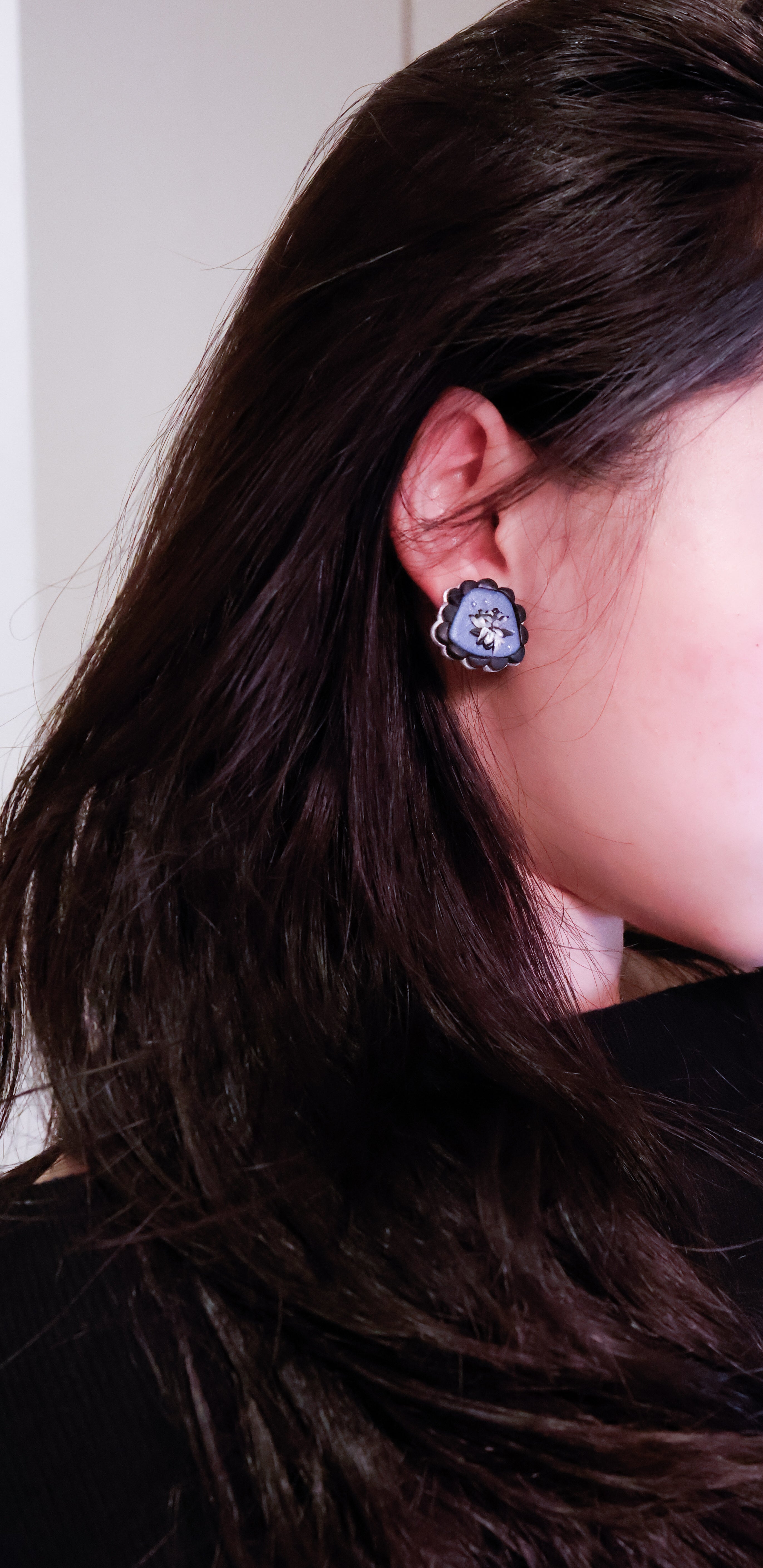 Peony Stud Medium