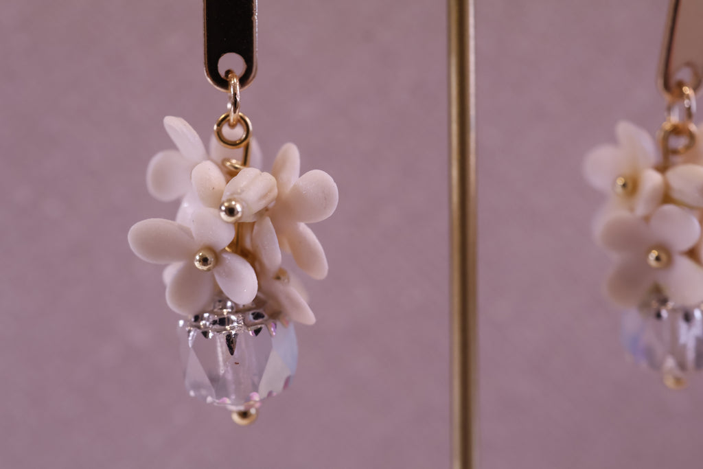 Tiny flowers with Vintage Japanese beads