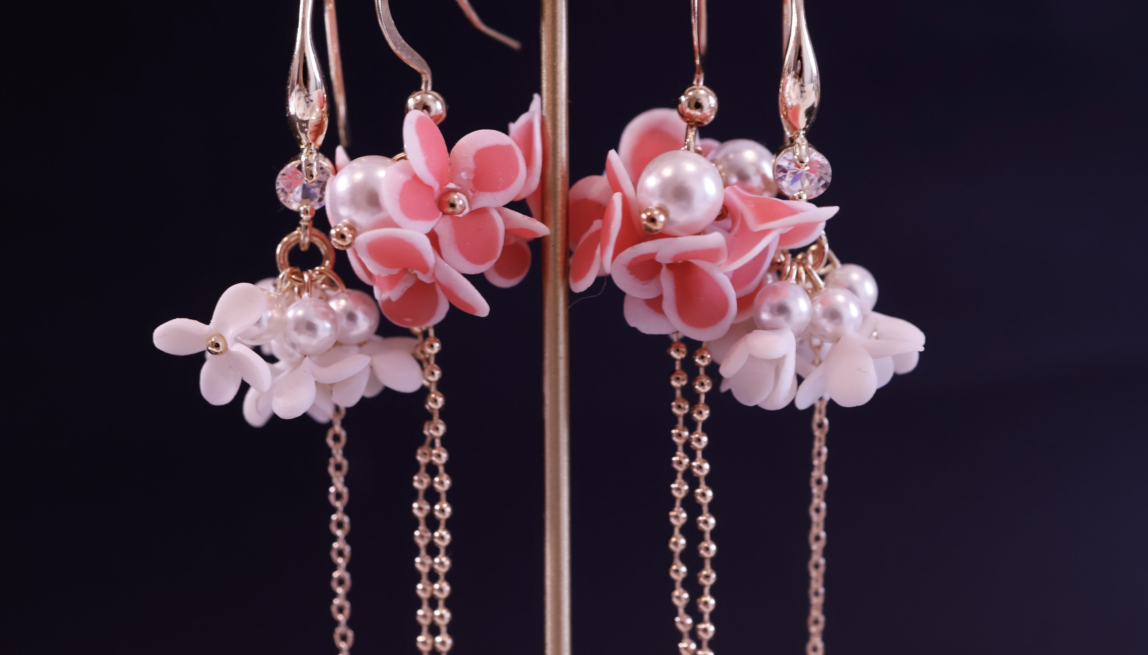 Hayes's peach floral drops