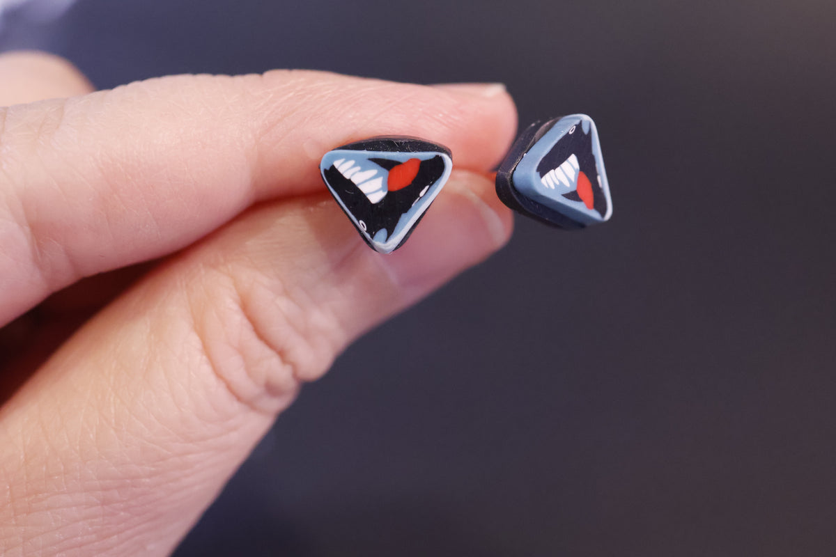 Red Riding Hood Series Studs [2 pairs]