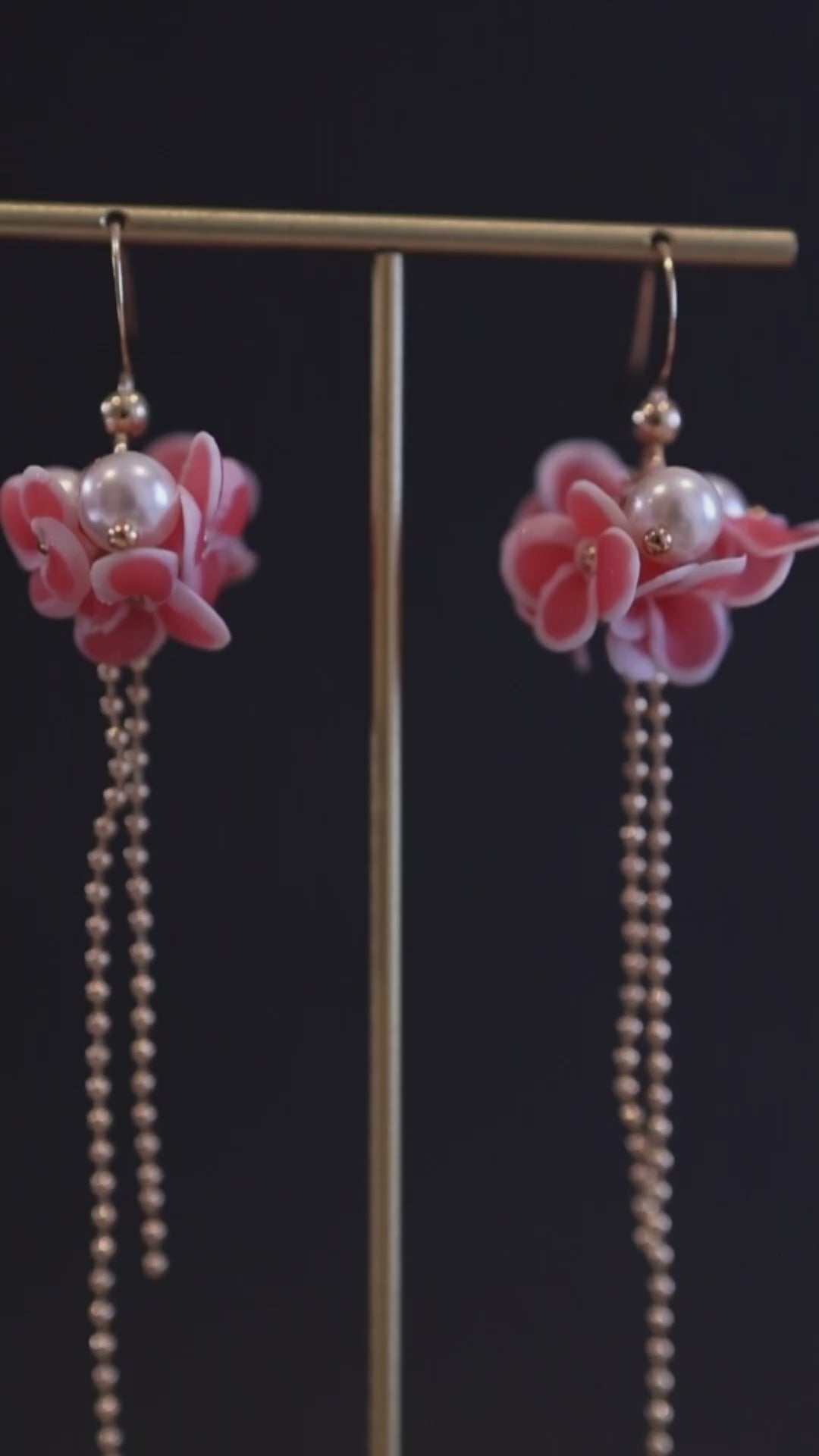 Hayes's peach floral drops